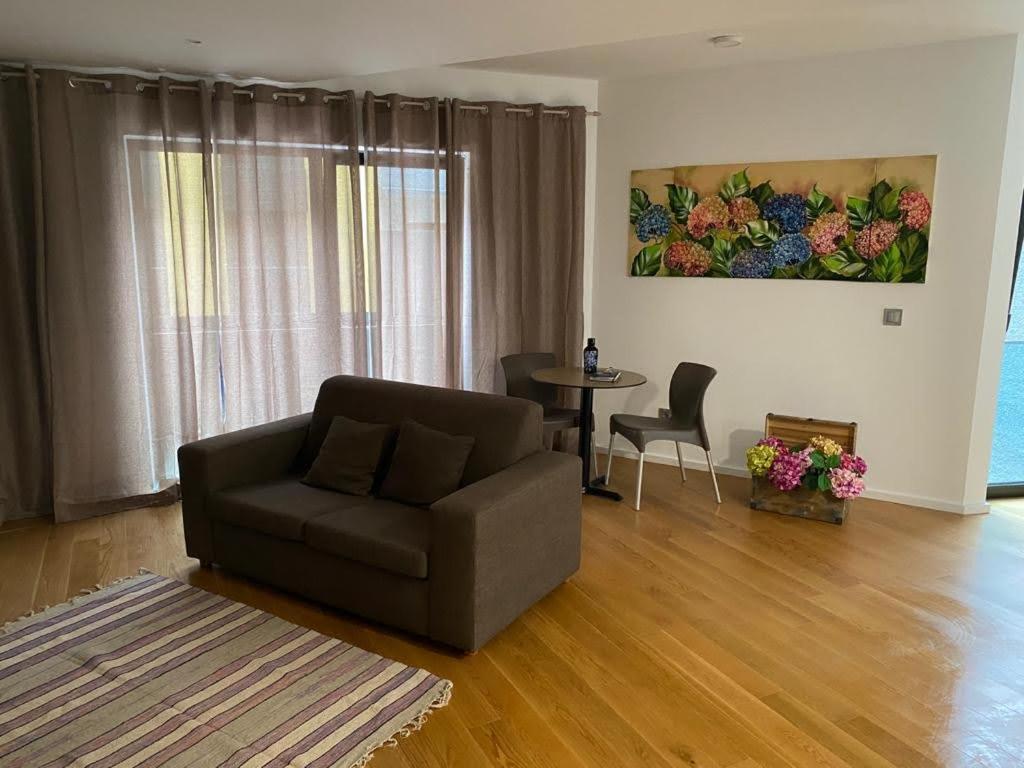 Carreira Residence Funchal  Exteriör bild
